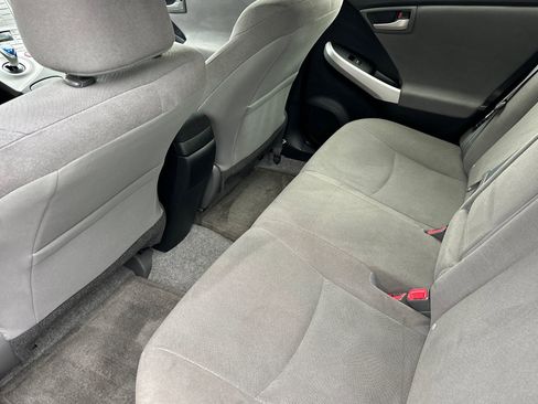 Used 2015 Toyota Prius Two image 15