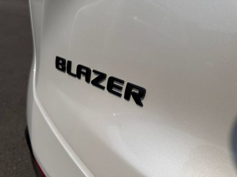 Used 2023 Chevrolet Blazer RS FWD image 30