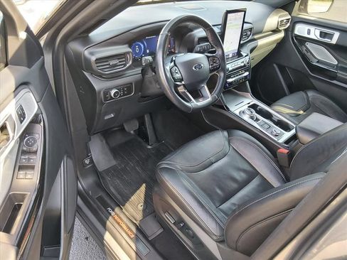 Used 2023 Ford Explorer ST w/ Equipment Group 401A AWD/4WD image 10