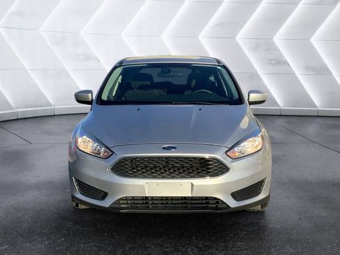 Used 2018 Ford Focus SE image 1