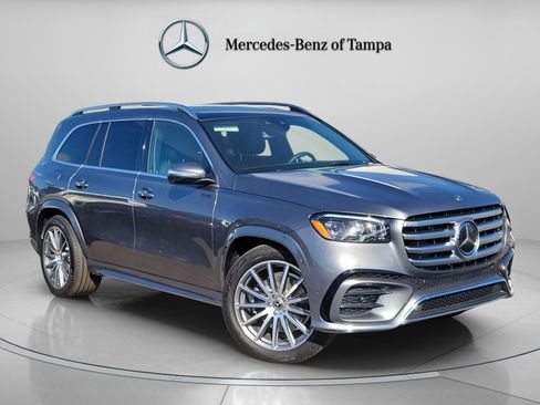 Certified 2025 Mercedes-Benz GLS 450 4MATIC image 4