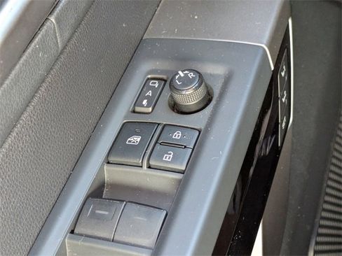 Used 2022 Toyota Tundra Limited image 27