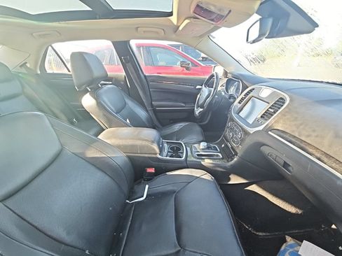 Used 2015 Chrysler 300 C w/ Light Group AWD/4WD image 4