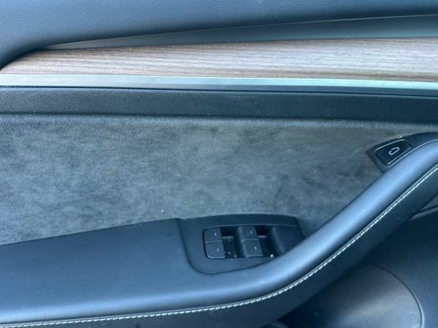 Used 2023 Tesla Model 3 Standard Range RWD image 10