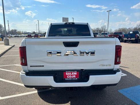 New 2026 RAM 2500 Big Horn AWD/4WD image 8