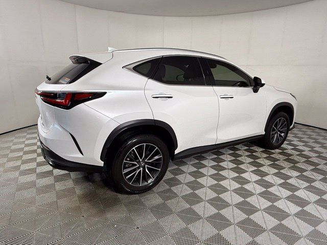 Used 2022 Lexus NX 250 FWD image 5