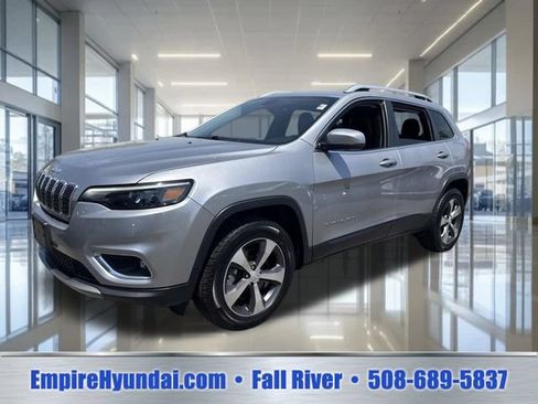 Used 2019 Jeep Cherokee Limited AWD/4WD image 1
