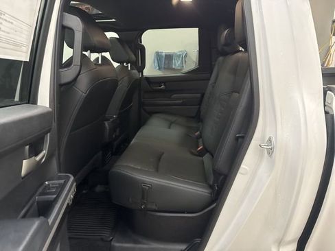 Used 2024 Toyota Tacoma TRD Sport w/ TRD Sport Premium Package image 19