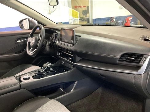 Certified 2023 Nissan Rogue SV AWD/4WD image 13