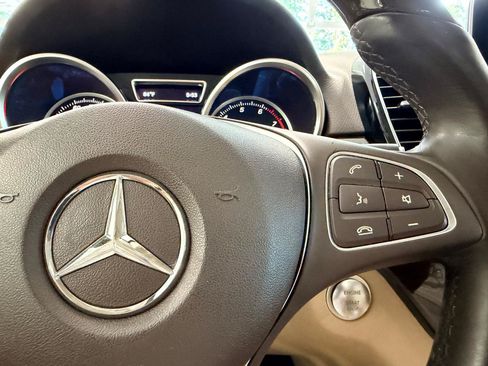 Used 2018 Mercedes-Benz GLE 350 image 35