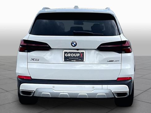 Used 2024 BMW X5 xDrive40i w/ Premium Package AWD/4WD image 5