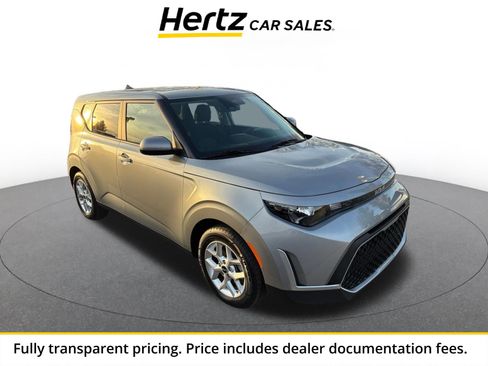 Used 2025 Kia Soul LX w/ LX Technology Package FWD image 1