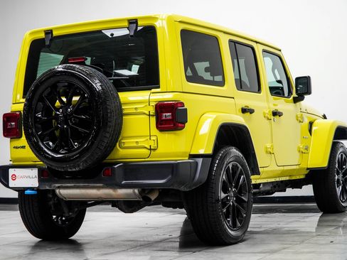 Used 2024 Jeep Wrangler Unlimited Sahara AWD/4WD image 13