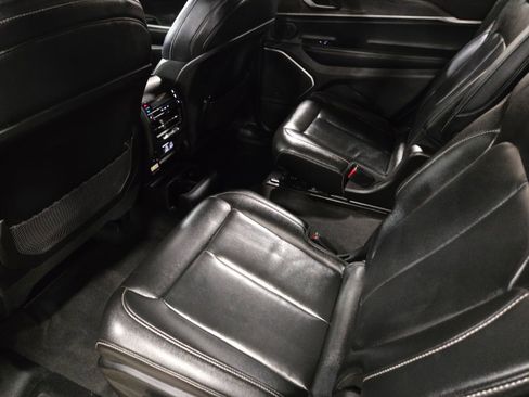 Used 2021 Jeep Grand Cherokee L Limited image 47