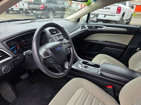 Used 2020 Ford Fusion S FWD image 10