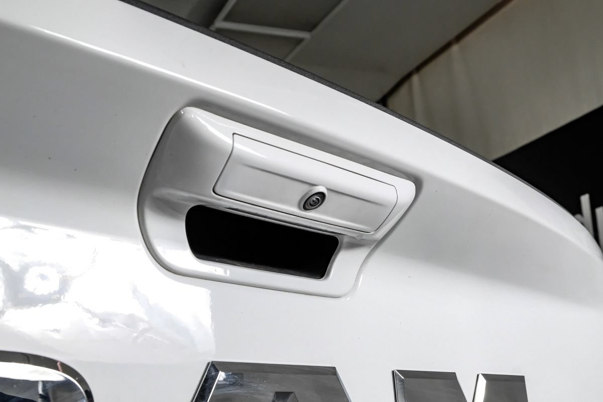 Used 2025 RAM 3500 Longhorn AWD/4WD image 48