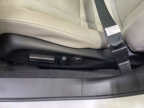 Certified 2023 Honda Accord EX image 12