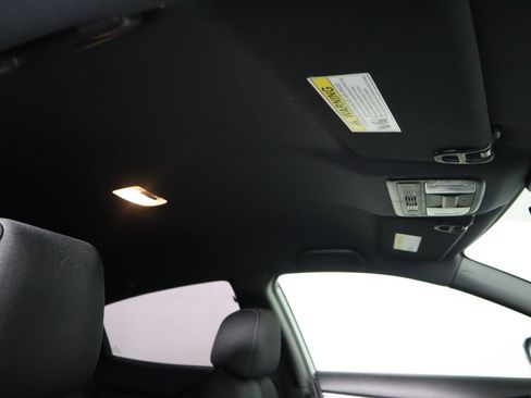 Used 2019 Honda Civic Sport image 18