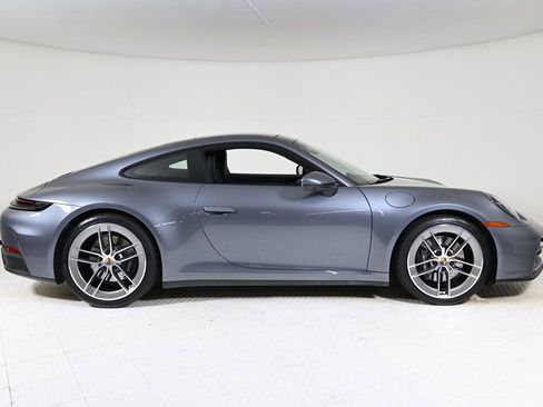 Certified 2025 Porsche 911 Carrera image 8