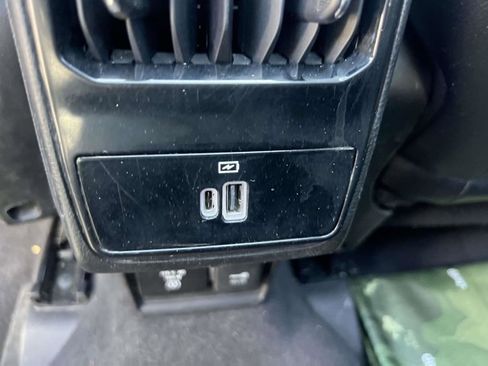 Certified 2022 Jeep Compass Latitude w/ Sun and Sound Group AWD/4WD image 12