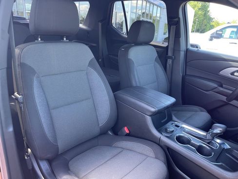 Used 2023 Chevrolet Traverse LT w/ LPO, Floor Liner Package image 23