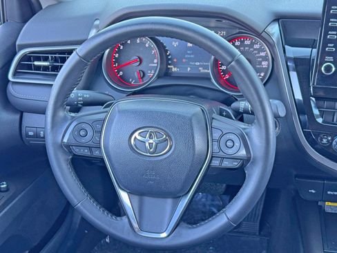 Used 2021 Toyota Camry XSE image 18