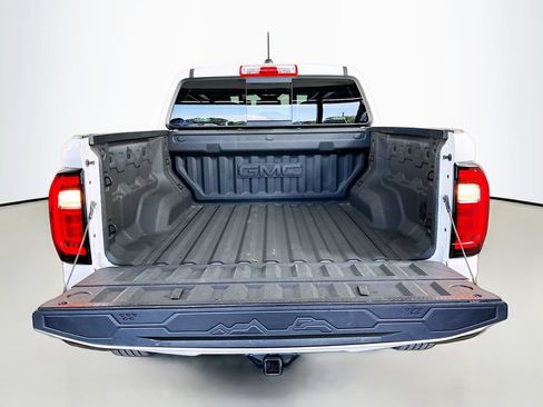 Used 2024 GMC Canyon Elevation w/ Convenience Package AWD/4WD image 10