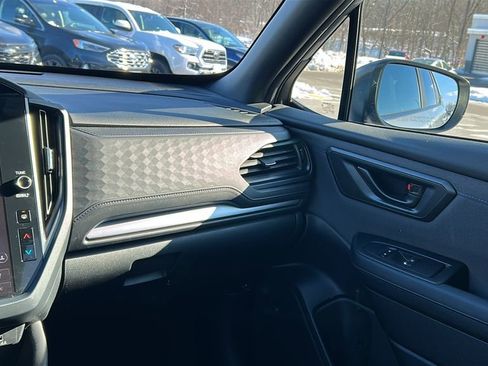 Used 2025 Subaru Forester Premium image 24