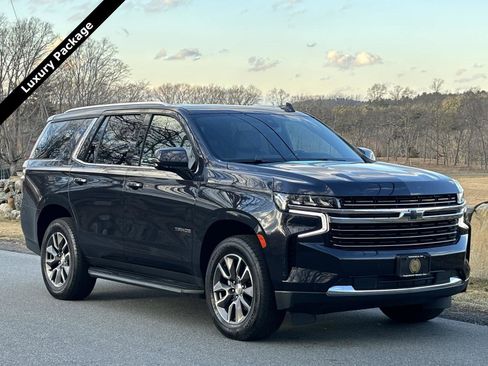 Used 2022 Chevrolet Tahoe LT w/ Luxury Package image 1