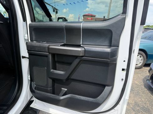 Used 2019 Ford F150 XLT w/ Equipment Group 302A Luxury AWD/4WD image 19
