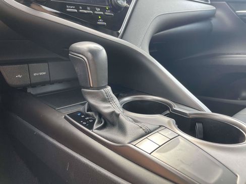Used 2024 Toyota Camry SE FWD image 30