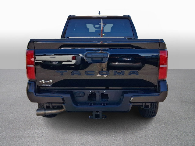 Used 2025 Toyota Tacoma SR5 AWD/4WD image 5