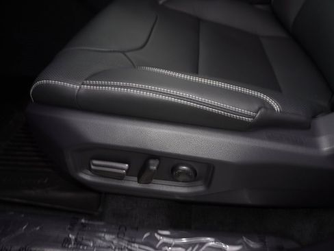 New 2026 Toyota Tundra Limited image 7