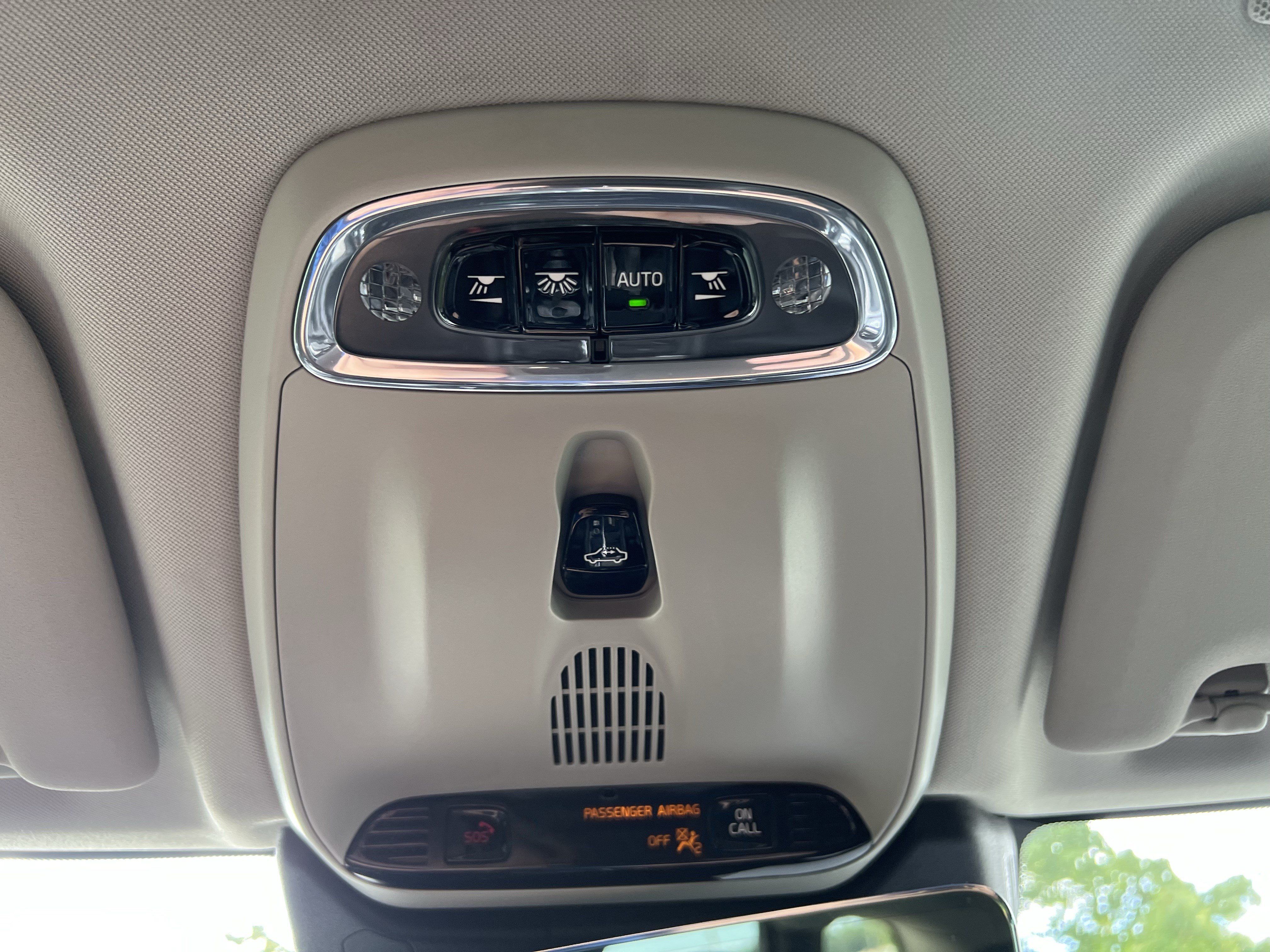 Used 2018 Volvo XC60 T5 Inscription w/ Convenience Package AWD/4WD image 28
