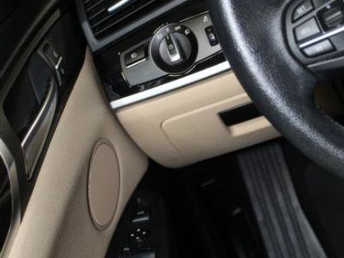 Used 2017 BMW X3 xDrive28i image 9