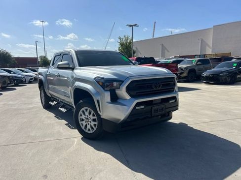 Used 2026 Toyota Tacoma SR5 RWD image 1