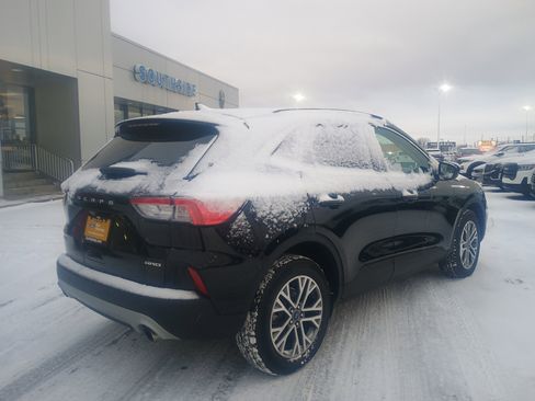 Used 2022 Ford Escape SEL w/ Technology Package image 15