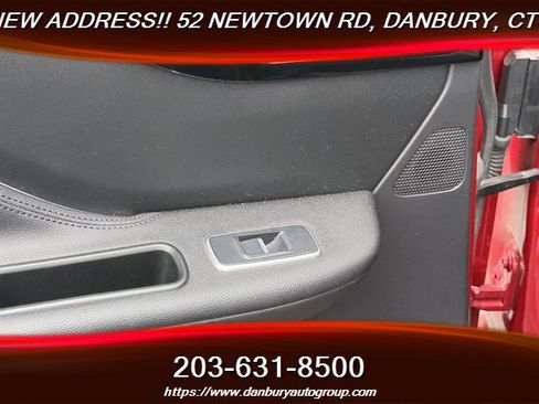 Used 2019 Jaguar F-PACE Premium AWD/4WD image 26