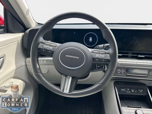 Used 2025 Hyundai Kona Limited AWD/4WD image 16