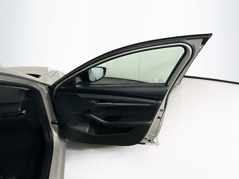 Used 2025 MAZDA MAZDA3 s FWD image 30