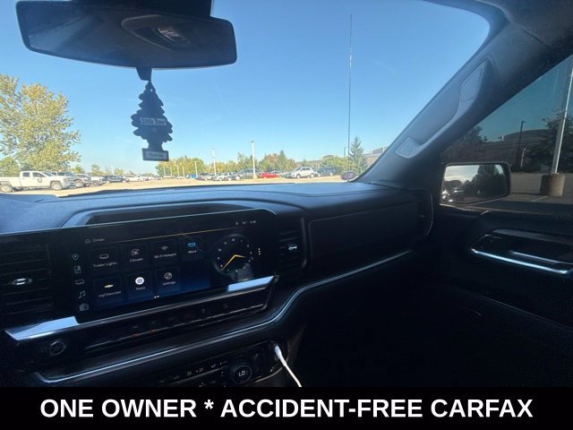 Used 2024 Chevrolet Silverado 1500 RST w/ Z71 Off-Road Package AWD/4WD image 23