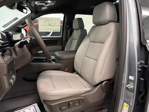 New 2026 Chevrolet Tahoe LT w/ Comfort Package RWD image 16