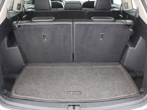 Used 2019 Volkswagen Atlas SE w/ Panoramic Sunroof Package image 31