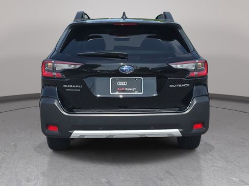 Used 2025 Subaru Outback Limited AWD/4WD image 7