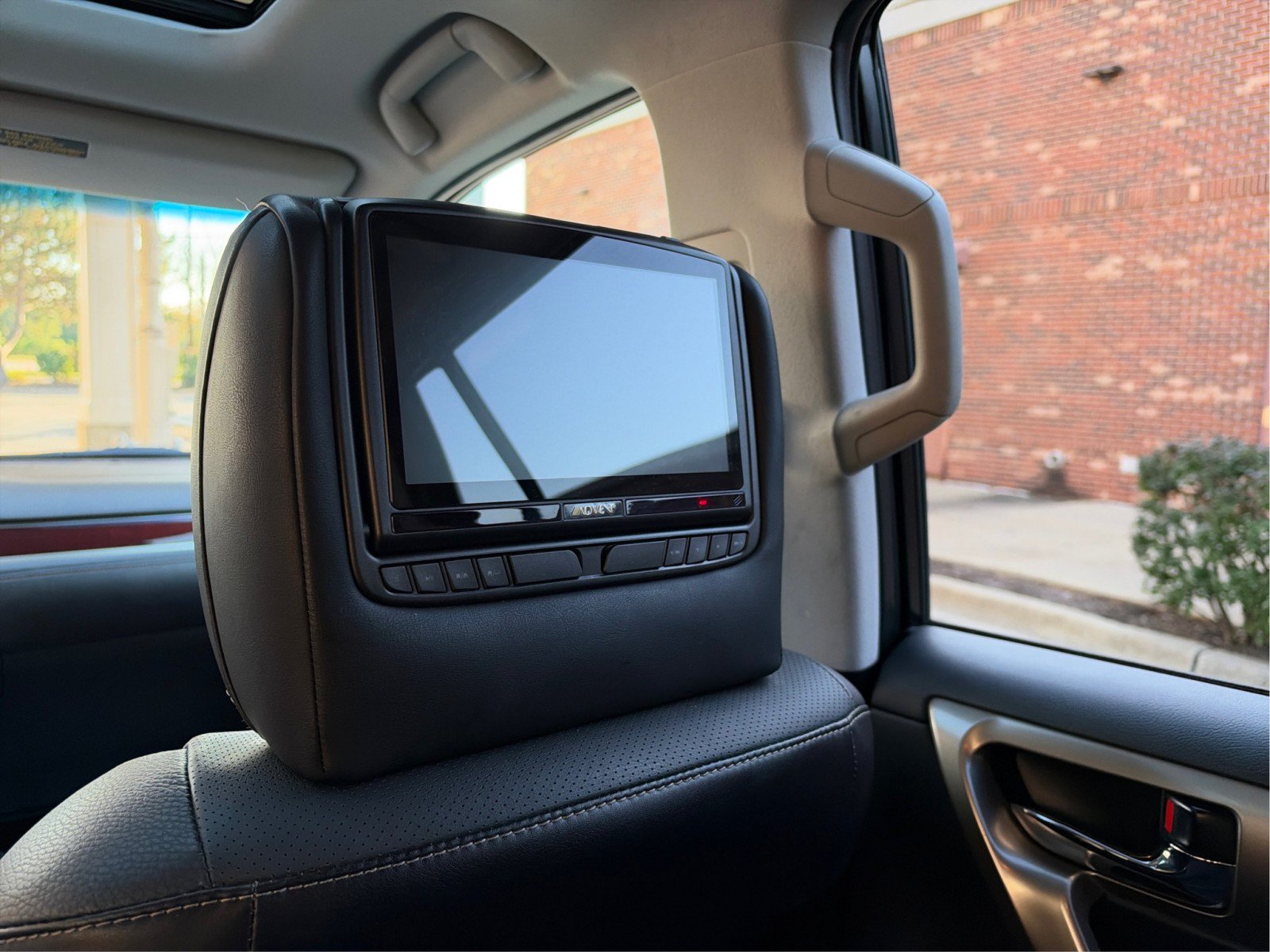 Used 2018 Lexus GX 460 Premium w/ Premium Package AWD/4WD image 42