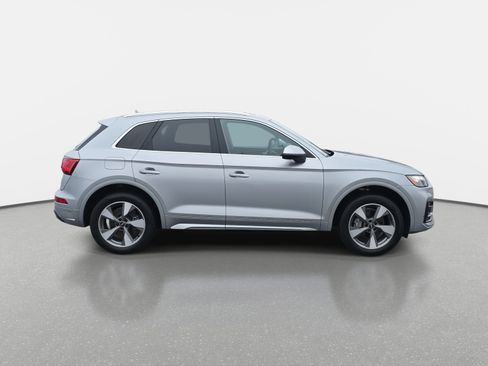 Used 2022 Audi Q5 2.0T Premium Plus image 4