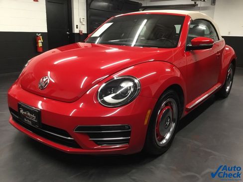 Used 2018 Volkswagen Beetle 2.0T Coast image 16
