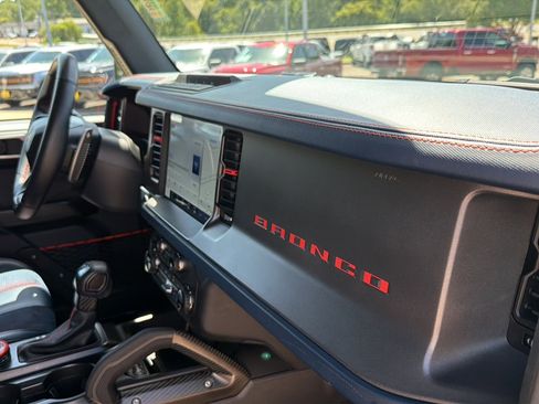 Used 2023 Ford Bronco Raptor AWD/4WD image 18