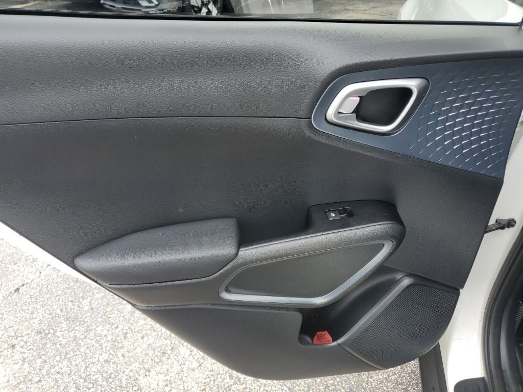 Used 2024 Kia Soul EX FWD image 39