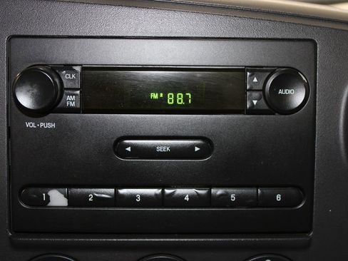 Used 2006 Ford F350 2WD Regular Cab DRW Super Duty image 31